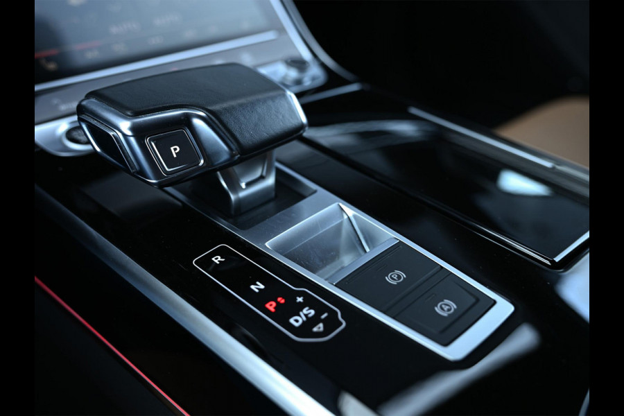 Audi A8 60 TFSI e quattro Lang Pro Line Plus | Panoramadak | NL-Auto | B&O | Luchtvering | 360 Camera | Memory Seats | Soft Close | Adaptive Cruise | Stoelverwarming V+A | Ambiance Interieur |