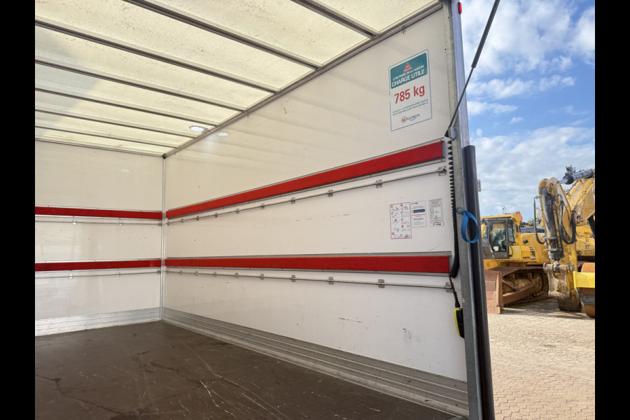 Ford Transit 2.0 TDCI 130PK Laadklep Bakwagen Cruise Control Airco Parkeersensoren Voor Koffer Bakwagen Meubelbak