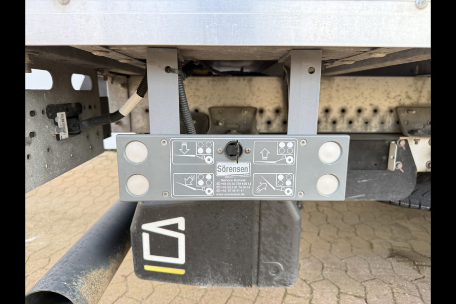 Ford Transit 2.0 TDCI 130PK Laadklep Bakwagen Cruise Control Airco Parkeersensoren Voor Koffer Bakwagen Meubelbak
