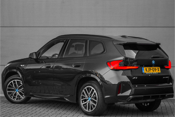 BMW X1 xDrive25e M-Sport Adaptief LED Keyless 99% SOH Stoelverw