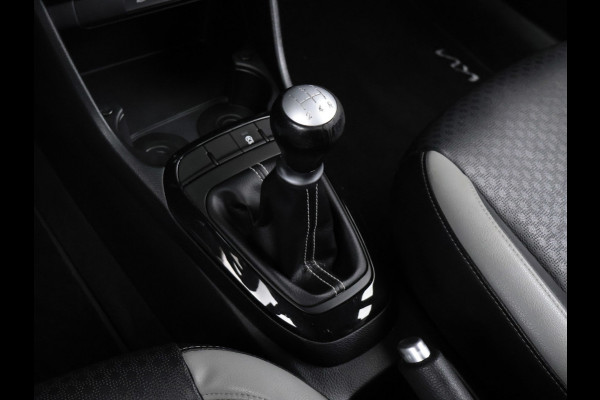 Kia Picanto 1.0 CVVT Design Edition Sport (APPLE CARPLAY,NAVI,CAMERA,CLIMATE,CRUISE,LEDER,LED,GETINT,SPORTSTOELEN,LM VELGEN)