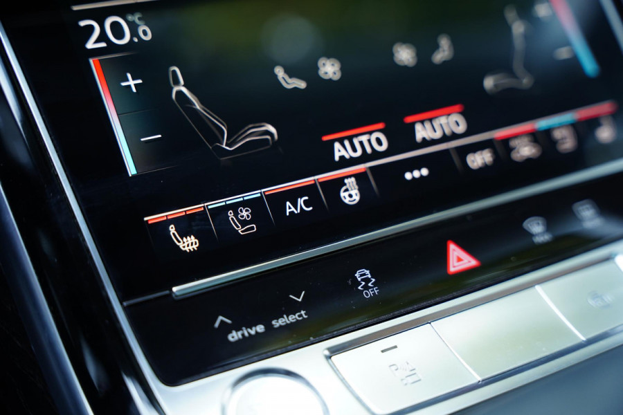 Audi A8 55 TFSI quattro Pro Line Plus / Vierwielbesturing / Panoramadak / B&O