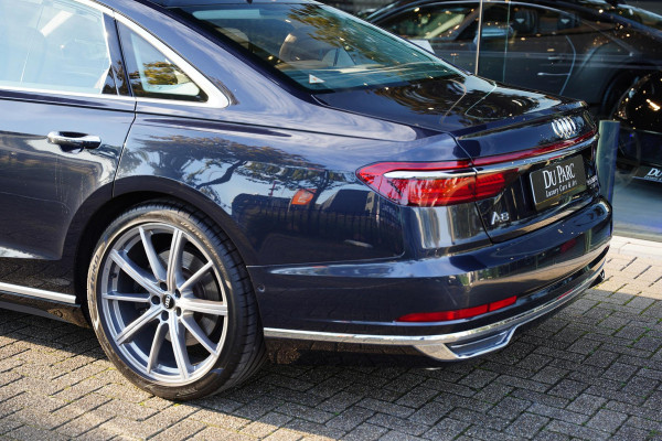 Audi A8 55 TFSI quattro Pro Line Plus / Vierwielbesturing / Panoramadak / B&O