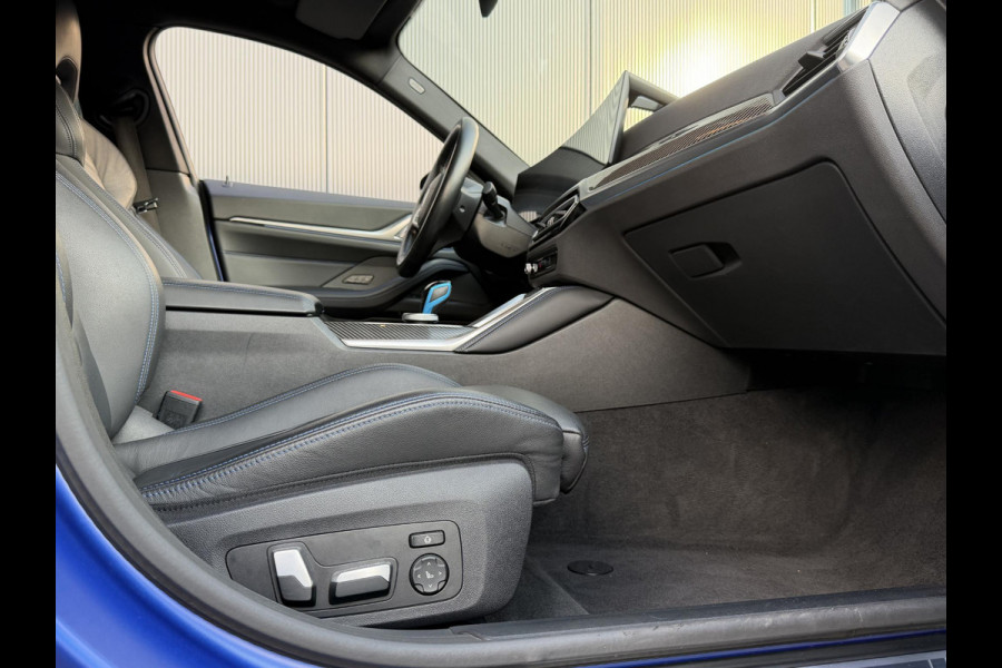 BMW i4 M50 High Executive 84 kWh 19"/SOH 99%/Lederen M-stoelen + memory/Harman Kardon/Keyless/Camera/Adaptief M onderstel/Stoelverwarming