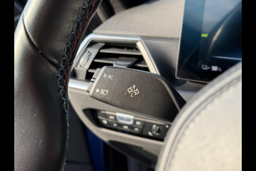 BMW i4 M50 High Executive 84 kWh 19"/SOH 99%/Lederen M-stoelen + memory/Harman Kardon/Keyless/Camera/Adaptief M onderstel/Stoelverwarming