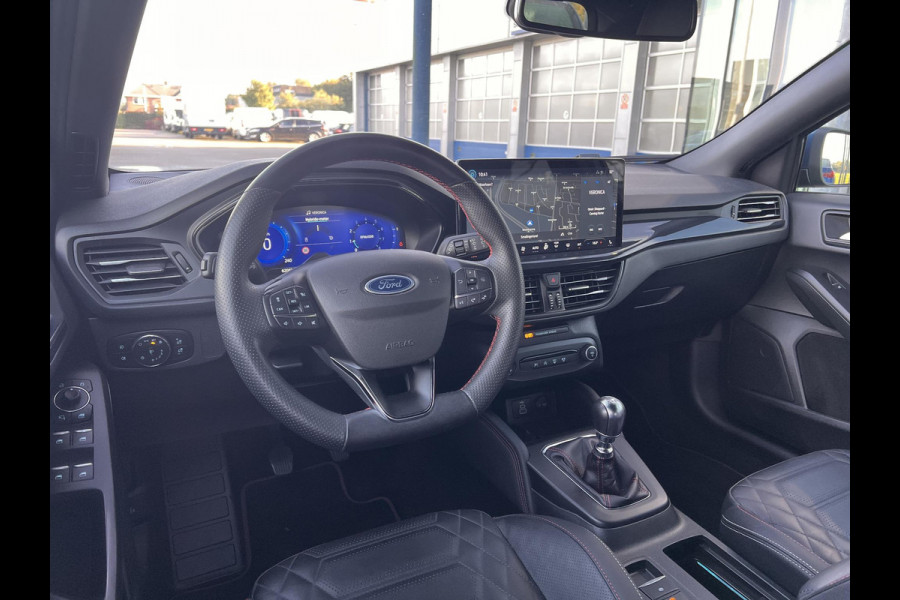 Ford FOCUS Wagon 1.0 EcoBoost Hybrid ST Line | Elektrisch uitklapbare trekhaak | 1000kg trekgewicht | Lederen bekleding | Adaptieve Cruise Control | Winter Pack |