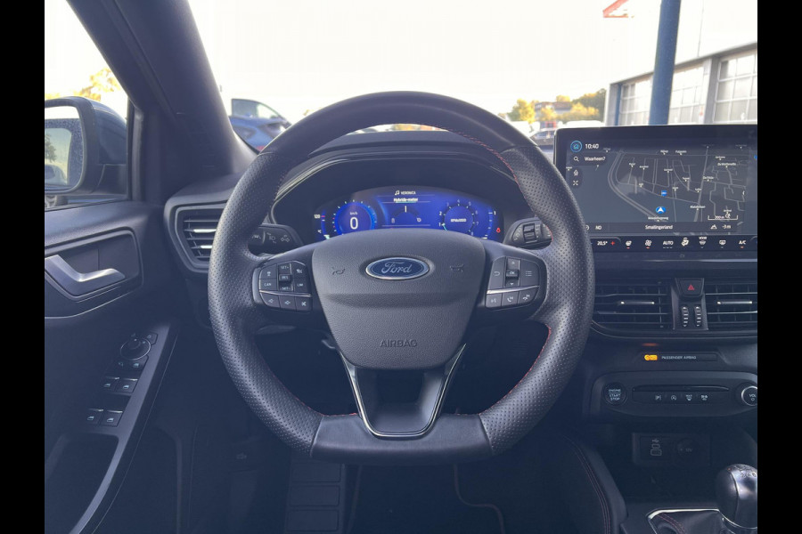 Ford FOCUS Wagon 1.0 EcoBoost Hybrid ST Line | Elektrisch uitklapbare trekhaak | 1000kg trekgewicht | Lederen bekleding | Adaptieve Cruise Control | Winter Pack |