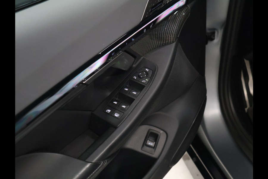 BMW i5 M60 xDrive 84 kWh M Sport Pro [PANORAMADAK, CARBON EXTERIEURPAKKET, M SPORT PAKKET, TREKHAAK, APPLE CARPLAY, ANDROID, BOWERS & WILKINS, CRUISE CONTROL, SFEERVERLICHTING, 360 CAMERA V+A, STOELVERWARMING, STUURVERWARMING, S