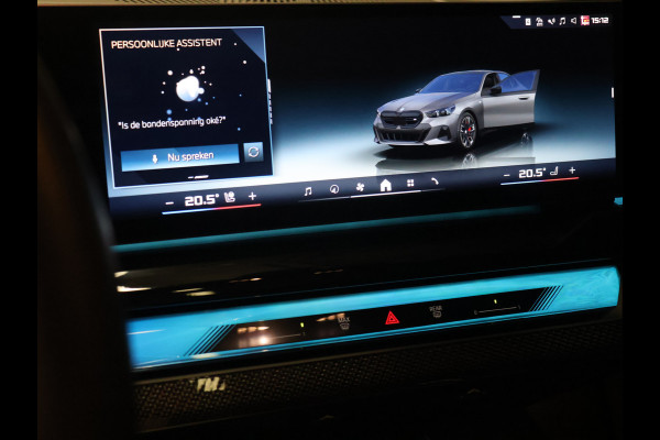 BMW i5 M60 xDrive 84 kWh M Sport Pro [PANORAMADAK, CARBON EXTERIEURPAKKET, M SPORT PAKKET, TREKHAAK, APPLE CARPLAY, ANDROID, BOWERS & WILKINS, CRUISE CONTROL, SFEERVERLICHTING, 360 CAMERA V+A, STOELVERWARMING, STUURVERWARMING, S
