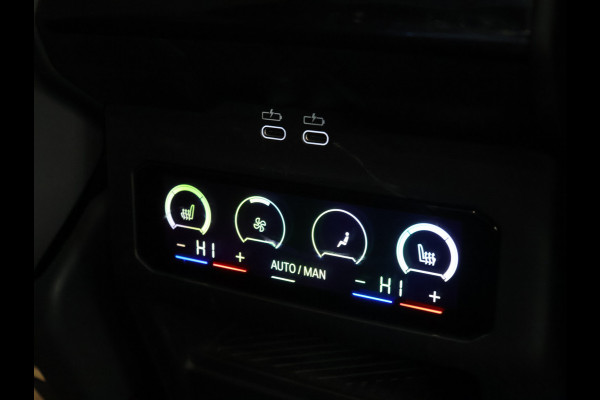 BMW i5 M60 xDrive 84 kWh M Sport Pro [PANORAMADAK, CARBON EXTERIEURPAKKET, M SPORT PAKKET, TREKHAAK, APPLE CARPLAY, ANDROID, BOWERS & WILKINS, CRUISE CONTROL, SFEERVERLICHTING, 360 CAMERA V+A, STOELVERWARMING, STUURVERWARMING, S