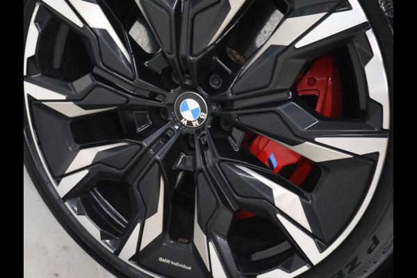 BMW i5 M60 xDrive 84 kWh M Sport Pro [PANORAMADAK, CARBON EXTERIEURPAKKET, M SPORT PAKKET, TREKHAAK, APPLE CARPLAY, ANDROID, BOWERS & WILKINS, CRUISE CONTROL, SFEERVERLICHTING, 360 CAMERA V+A, STOELVERWARMING, STUURVERWARMING, S