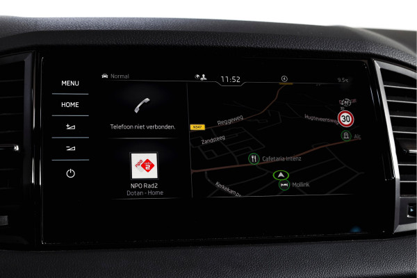 Škoda Karoq 1.5 TSI ACT Sportline Business 150 PK | S/K-Panodak | Dig. Cockpit | Adapt. Cruise | Stoel-+Stuurverw. | PDC | Camera | NAV + App. Connect | ECC | Afn. Trekhaak | LM 19" |