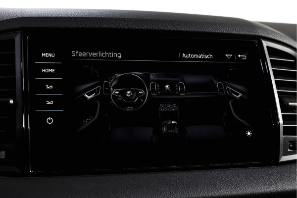 Škoda Karoq 1.5 TSI ACT Sportline Business 150 PK | S/K-Panodak | Dig. Cockpit | Adapt. Cruise | Stoel-+Stuurverw. | PDC | Camera | NAV + App. Connect | ECC | Afn. Trekhaak | LM 19" |