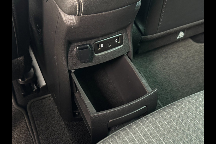 Renault Scénic 1.3 TCe Intens | Navi, ACC, Camera, Head-up, Half leder, Carplay/Android, Trekhaak | NAP |