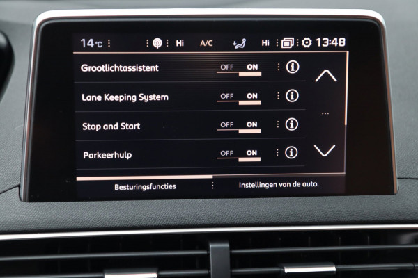 Peugeot 5008 1.2 PureTech Blue GT-Line / PANO / KEYLESS / CAMERA / FOCAL / CARPLAY