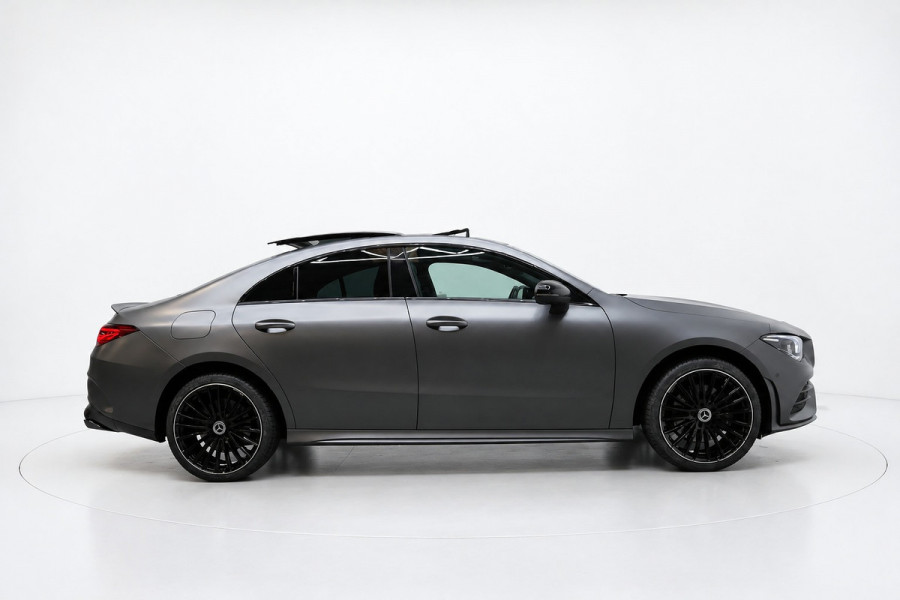 Mercedes-Benz CLA-Klasse 250 e AMG NIGHT PANO SFEER 360