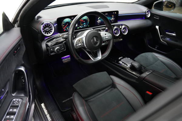 Mercedes-Benz CLA-Klasse 250 e AMG NIGHT PANO SFEER 360