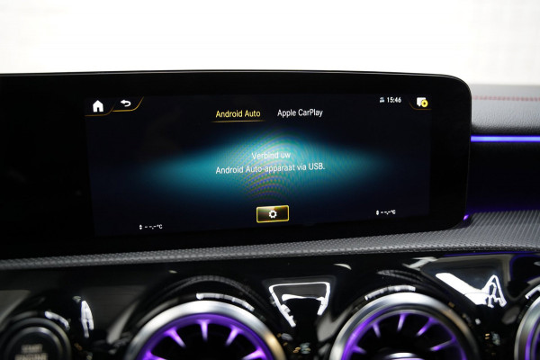 Mercedes-Benz CLA-Klasse 250 e AMG NIGHT PANO SFEER 360