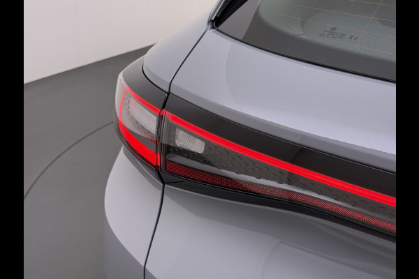 Volkswagen ID.4 204PK 82kWh SOH 97% Camera Adap.Cruise Keyless Navi Ecc Apple Carplay Android Auto Assistentie Pakket Lmv 19" Led Isofix DAB Wifi Bluetooth Rijstrooksensor 1e Eigenaar Origineel Nederlandse Auto