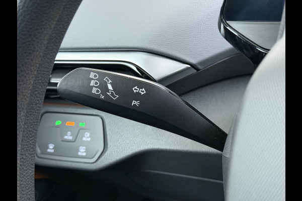 Volkswagen ID.4 204PK 82kWh SOH 97% Camera Adap.Cruise Keyless Navi Ecc Apple Carplay Android Auto Assistentie Pakket Lmv 19" Led Isofix DAB Wifi Bluetooth Rijstrooksensor 1e Eigenaar Origineel Nederlandse Auto