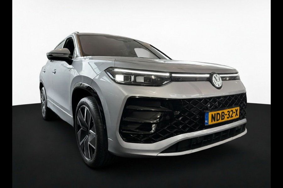 Volkswagen Tayron 1.5 eHybrid 272PK DSG R-LINE SPORT HARMAN-KARDON/360° CAMERA/TREKHAAK FABRIEKSGARANTIE TOT 2030