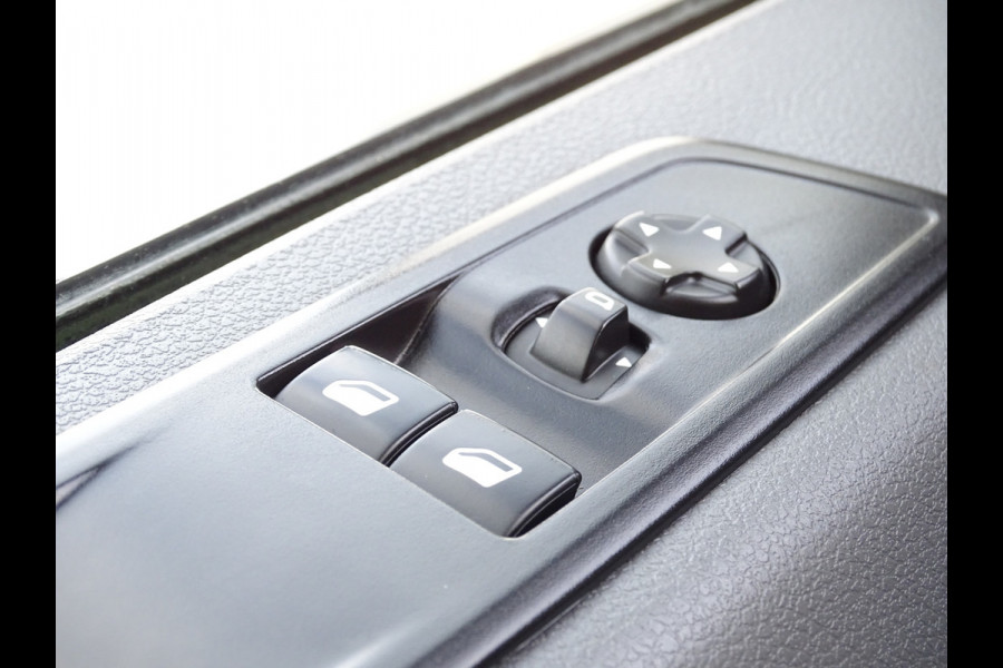 Toyota PROACE Electric Worker Extra Range Navigator