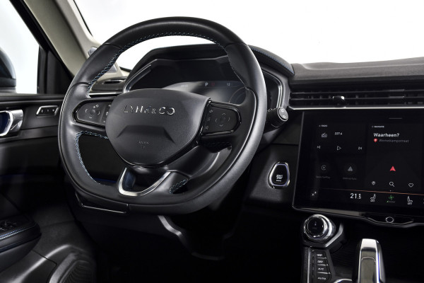 Lynk & Co 01 1.5 PHEV 261PK MY22 Orig. NL | Black Pakket | Afn. Trekhaak | 360 Camera | S/K-panodak | Adapt. Cruise | Memory | Elek. klep | LM 20" |
