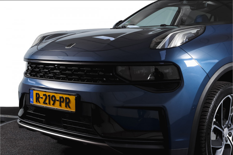 Lynk & Co 01 1.5 PHEV 261PK MY22 Orig. NL | Black Pakket | Afn. Trekhaak | 360 Camera | S/K-panodak | Adapt. Cruise | Memory | Elek. klep | LM 20" |
