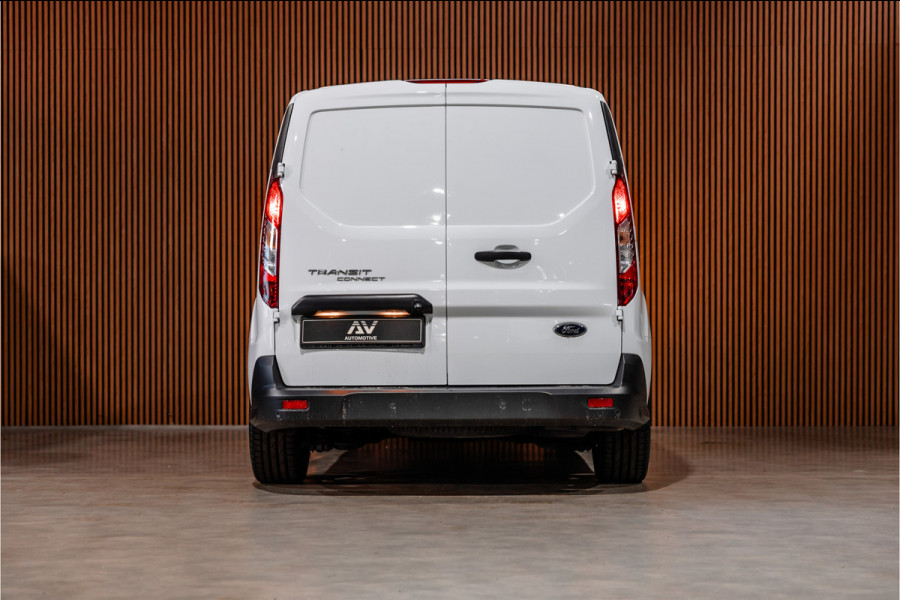 Ford Transit Connect 1.5 EcoBlue L2 | L+R Schuifdeuren | CarPlay | Camera | Stoelverwarming | 3-zitter | DAB | PDC V+A | Dealer onderhouden | Nieuwe APK