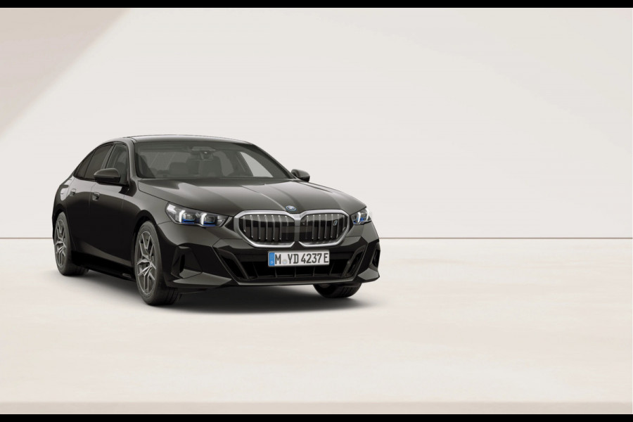 BMW i5 eDrive40 M-Sport - Pano - Head-up - Stoelventilatie - Memoryzetels