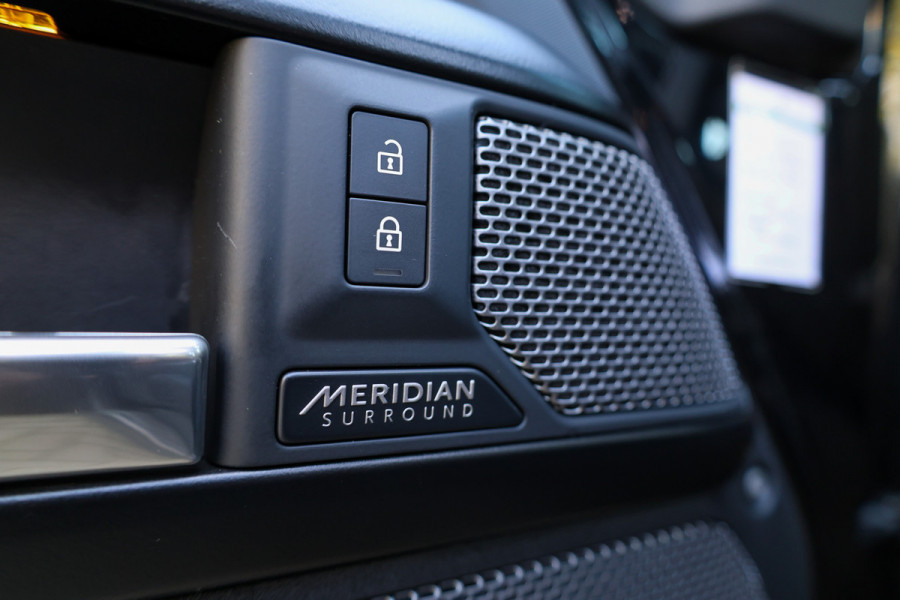 Land Rover Defender 110 2.0 P400e 110 X-Dynamic HSE | PANO | MERIDIAN SURROUND | STOELKOELING | 360 | STOEL/STUURVERW | 22'' | LUCHTVERING |