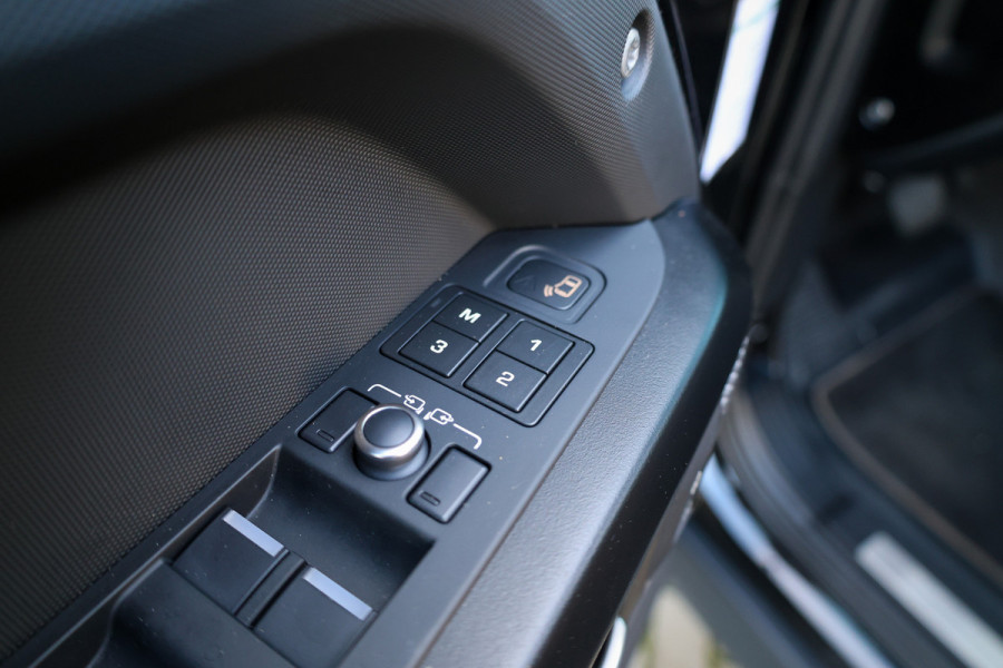 Land Rover Defender 110 2.0 P400e 110 X-Dynamic HSE | PANO | MERIDIAN SURROUND | STOELKOELING | 360 | STOEL/STUURVERW | 22'' | LUCHTVERING |