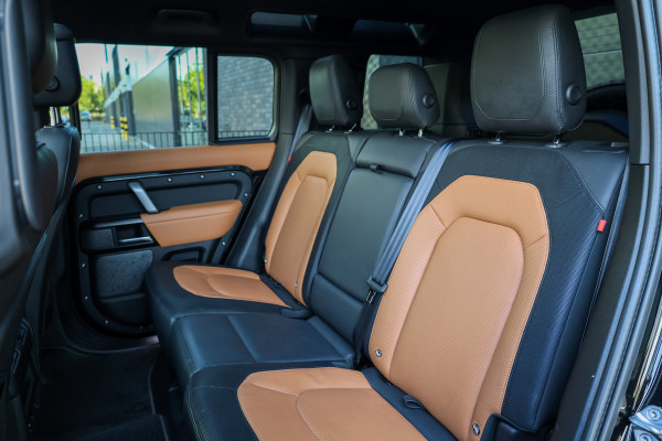 Land Rover Defender 110 2.0 P400e 110 X-Dynamic HSE | PANO | MERIDIAN SURROUND | STOELKOELING | 360 | STOEL/STUURVERW | 22'' | LUCHTVERING |