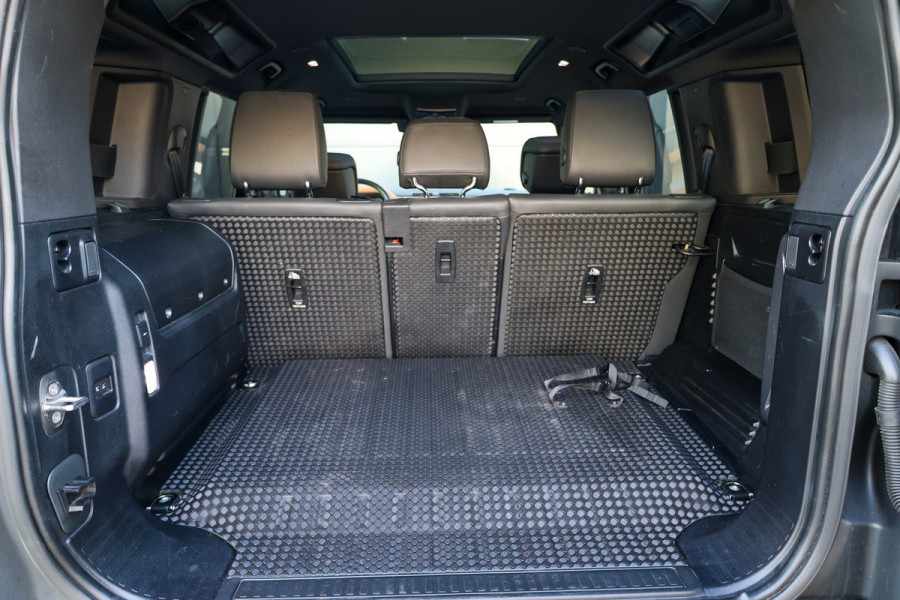 Land Rover Defender 110 2.0 P400e 110 X-Dynamic HSE | PANO | MERIDIAN SURROUND | STOELKOELING | 360 | STOEL/STUURVERW | 22'' | LUCHTVERING |