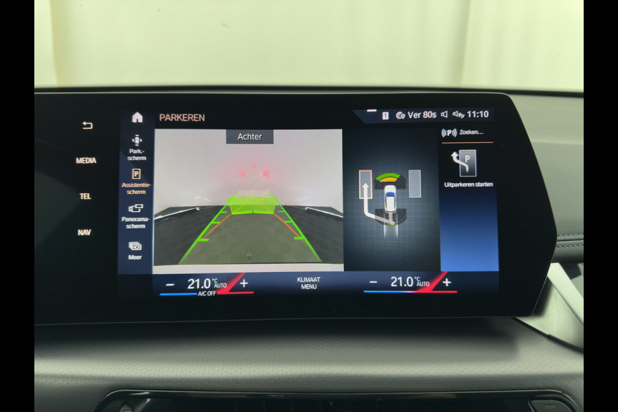 BMW iX1 xDrive30 M-Styling Launch Edition 67 kWh (3-Fase-11kW) {SoH-99%) (INCL.BTW) *LEATHER-MICROFIBRE | FULL-LED | HARMAN/KARDON | WIDESCREEN-DIGI-COCKPIT | CAMERA | PRIVACY-GLASS | SHIFT-PADDLES | SPORT-SEATS | NAVI-FULLMAP | DAB+ | 18''ALU | TOWBAR*