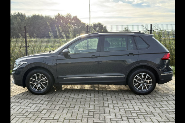 Volkswagen Tiguan 1.4 TSI eHybrid Life Business | Camera | PDC | Carplay | ACC |
