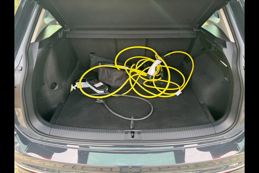 Volkswagen Tiguan 1.4 TSI eHybrid Life Business | Camera | PDC | Carplay | ACC |