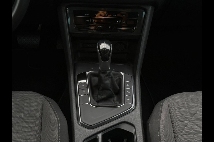Volkswagen Tiguan 1.4 TSI eHybrid Life Business | Camera | PDC | Carplay | ACC |