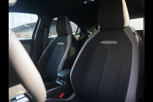 Opel Mokka Electric Edition 54 kWh stuurwiel verwarmd l cruise control adaptief en stuurhulp l Apple Carplay/Android Auto