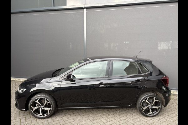 Volkswagen Polo 1.0 TSI Life Airco - Apple carplay - Navigatie - Parkeersensoren voor en achter - Licht metalen velgen 17 inch - Radio - Regensensor - Cruise control - Led verlichting - Bluetooth - Elektrische ramen - Start/stop systeem - Stuur leder - Stuur multifunctioneel - Centrale vergrendeling met afstandsbediening