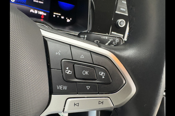 Volkswagen Polo 1.0 TSI Life Airco - Apple carplay - Navigatie - Parkeersensoren voor en achter - Licht metalen velgen 17 inch - Radio - Regensensor - Cruise control - Led verlichting - Bluetooth - Elektrische ramen - Start/stop systeem - Stuur leder - Stuur multifunctioneel - Centrale vergrendeling met afstandsbediening