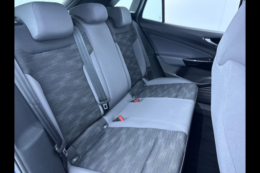 Volkswagen ID.4 Pro 77 kWh 174PK | Navigatie | Stoel- en stuurverwawiming | Keyless entry | Parkeerhulp | Parkeercamera|