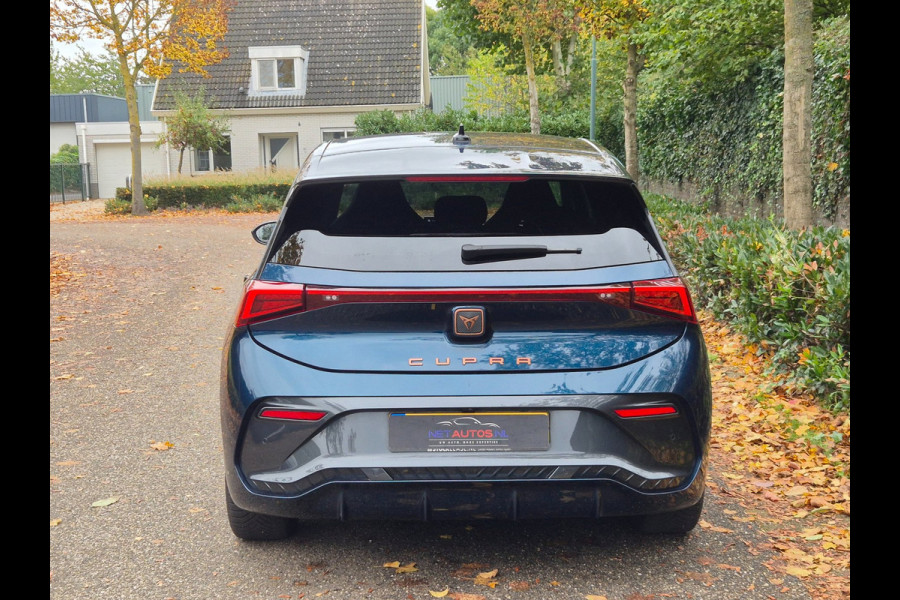 Cupra Born Performance One 62 kWh 94% SOH Volle optielijst Alcantara Sport Born Performance One 62 kWh