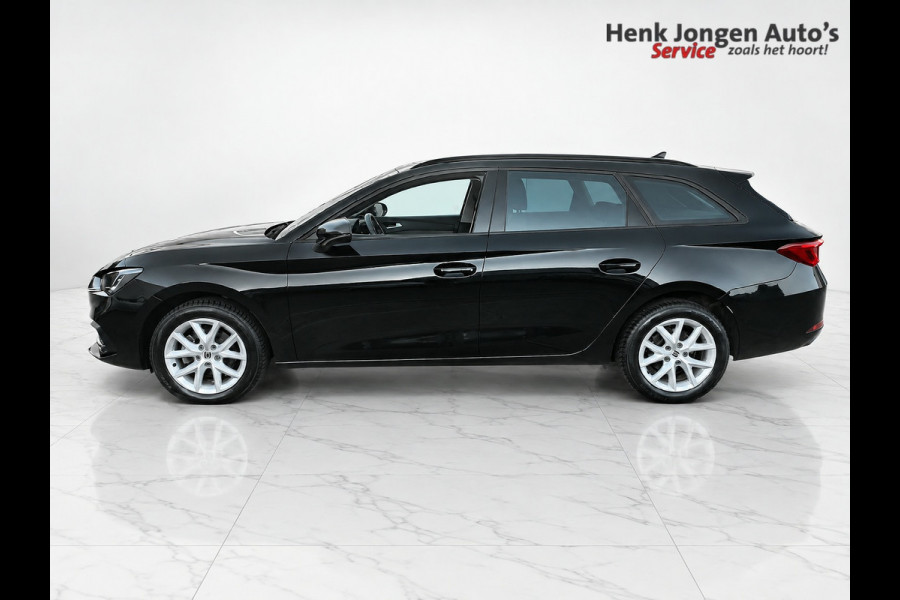 Seat Leon Sportstourer 1.0 eTSI Style Automaat uit 2024 Rijklaar + 12 maanden Bovag-garantie “Sinds 1970 | 5.000+ reviews | Score 9,5 | Service zoals ’t hoort” Henk Jongen Auto's in Helmond,  al 50 jaar service zoals 't hoort!