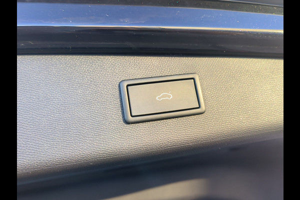 Seat Leon Sportstourer 1.0 eTSI Style Automaat uit 2024 Rijklaar + 12 maanden Bovag-garantie “Sinds 1970 | 5.000+ reviews | Score 9,5 | Service zoals ’t hoort” Henk Jongen Auto's in Helmond,  al 50 jaar service zoals 't hoort!