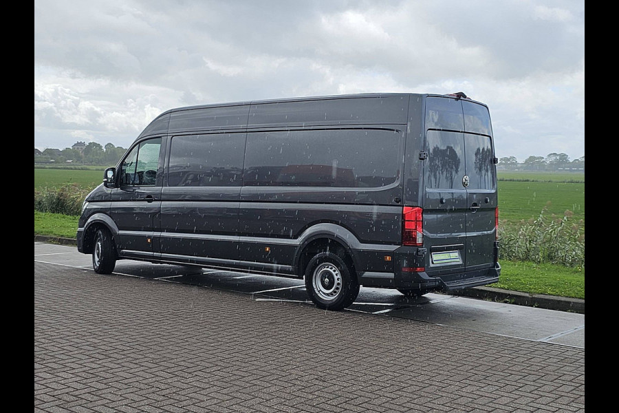 Volkswagen Crafter 35 2.0 TDI L4H3 4Motion Cruise control, Airco, Standkachel, Pdc, Carplay, Navi, Camera, Led, Lane-assist, Stoelverwarming, Dodehoek detectie