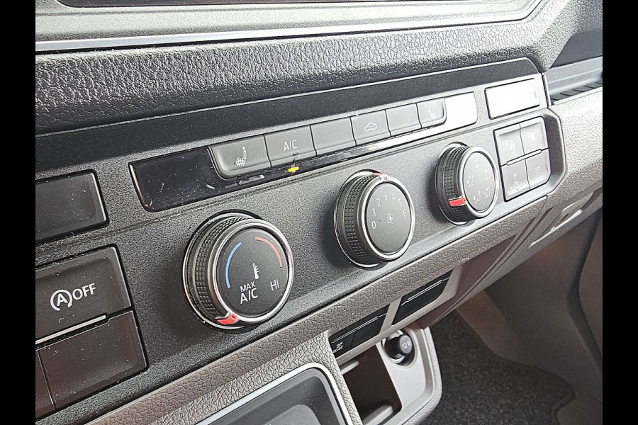Volkswagen Crafter 35 2.0 TDI L4H3 4Motion Cruise control, Airco, Standkachel, Pdc, Carplay, Navi, Camera, Led, Lane-assist, Stoelverwarming, Dodehoek detectie