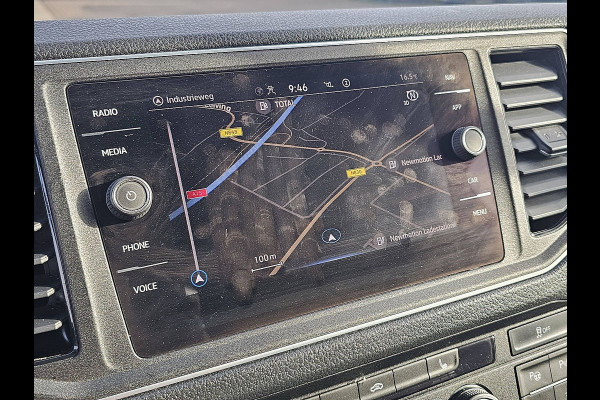 Volkswagen Crafter 35 2.0 TDI L4H3 4Motion Cruise control, Airco, Standkachel, Pdc, Carplay, Navi, Camera, Led, Lane-assist, Stoelverwarming, Dodehoek detectie