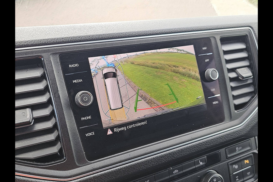 Volkswagen Crafter 35 2.0 TDI L4H3 4Motion Cruise control, Airco, Standkachel, Pdc, Carplay, Navi, Camera, Led, Lane-assist, Stoelverwarming, Dodehoek detectie