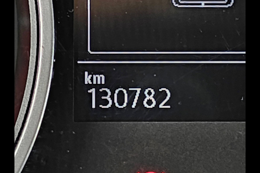 Volkswagen Crafter 35 2.0 TDI L4H3 4Motion Cruise control, Airco, Standkachel, Pdc, Carplay, Navi, Camera, Led, Lane-assist, Stoelverwarming, Dodehoek detectie
